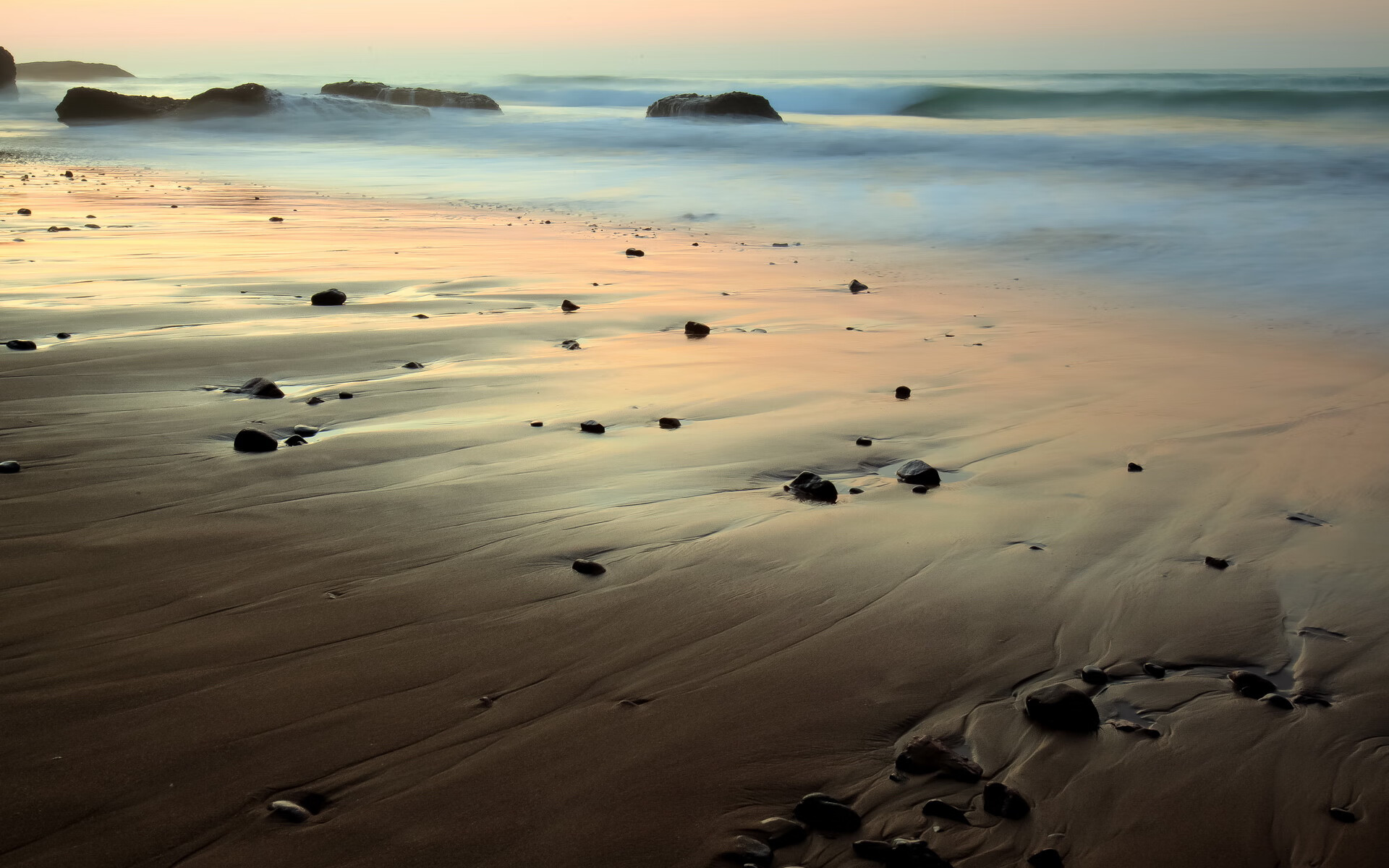 世界杯激战正酣:点燃赛场的激情火花!,世界杯精彩视频