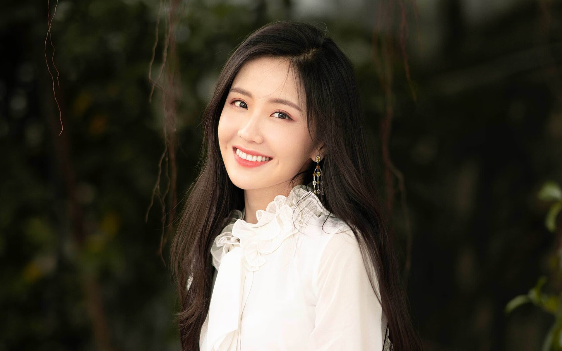 湖人内部举行新赛季动员大会全员参与,湖人新赛季大名单